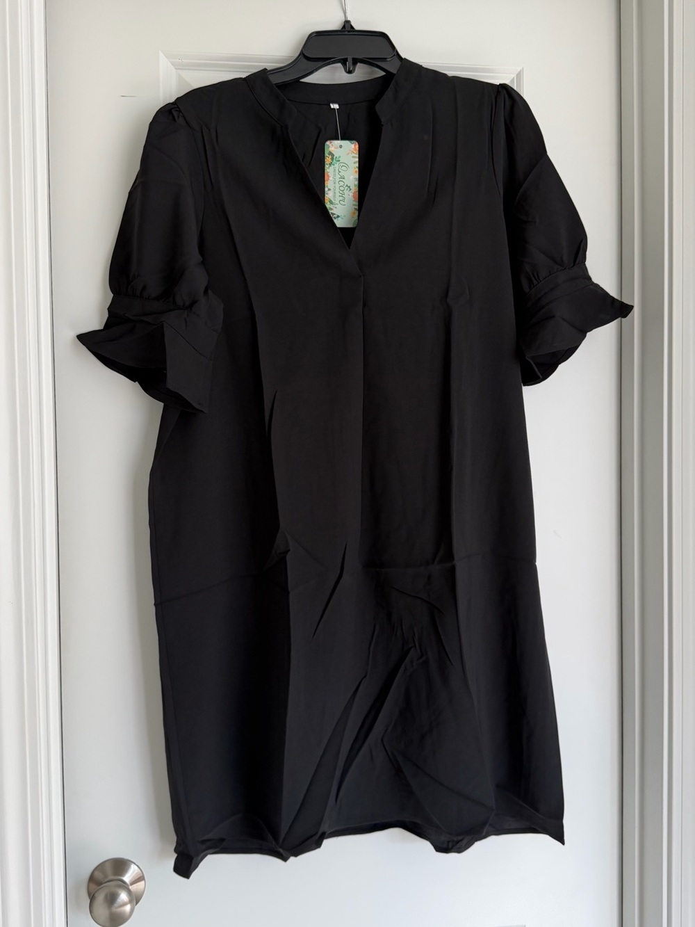 Black Short Sleeve Shift Dress